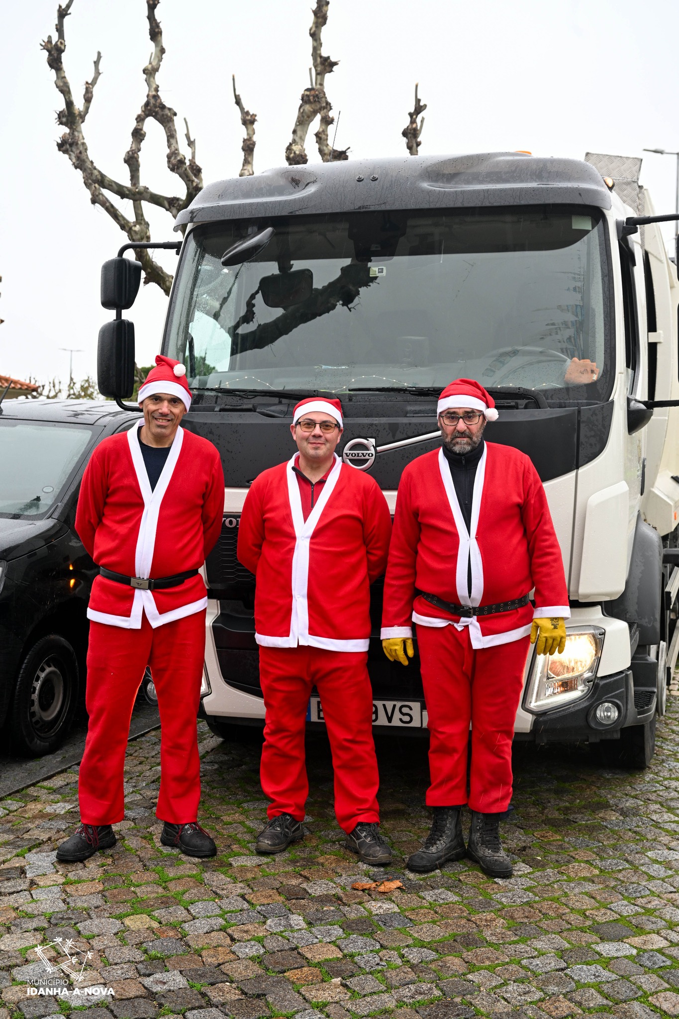 Espírito Natalício No Serviço De Recolha De Resíduos