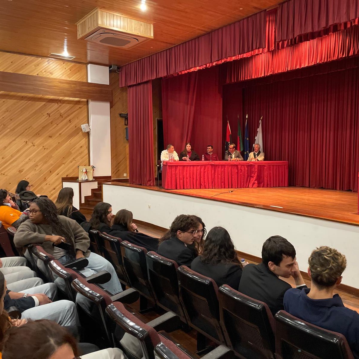 Vereador Raul Antunes Presente Na Tomada De Posse Da AEESGIN
