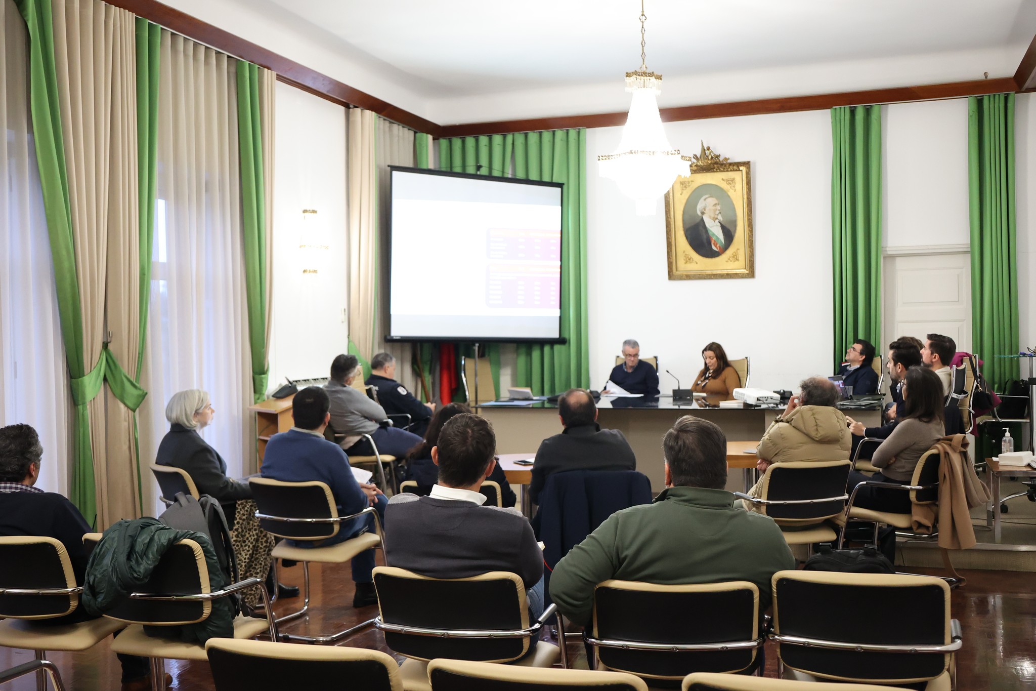 Município De Idanha A Nova Recebeu Empresa Light Source BP Para Reunião De Esclarecimento